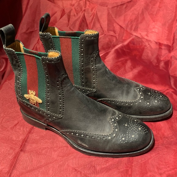 *GUCCI* STRAND LEATHER WINGTIP CHELSEA BOOTS - Picture 2 of 5